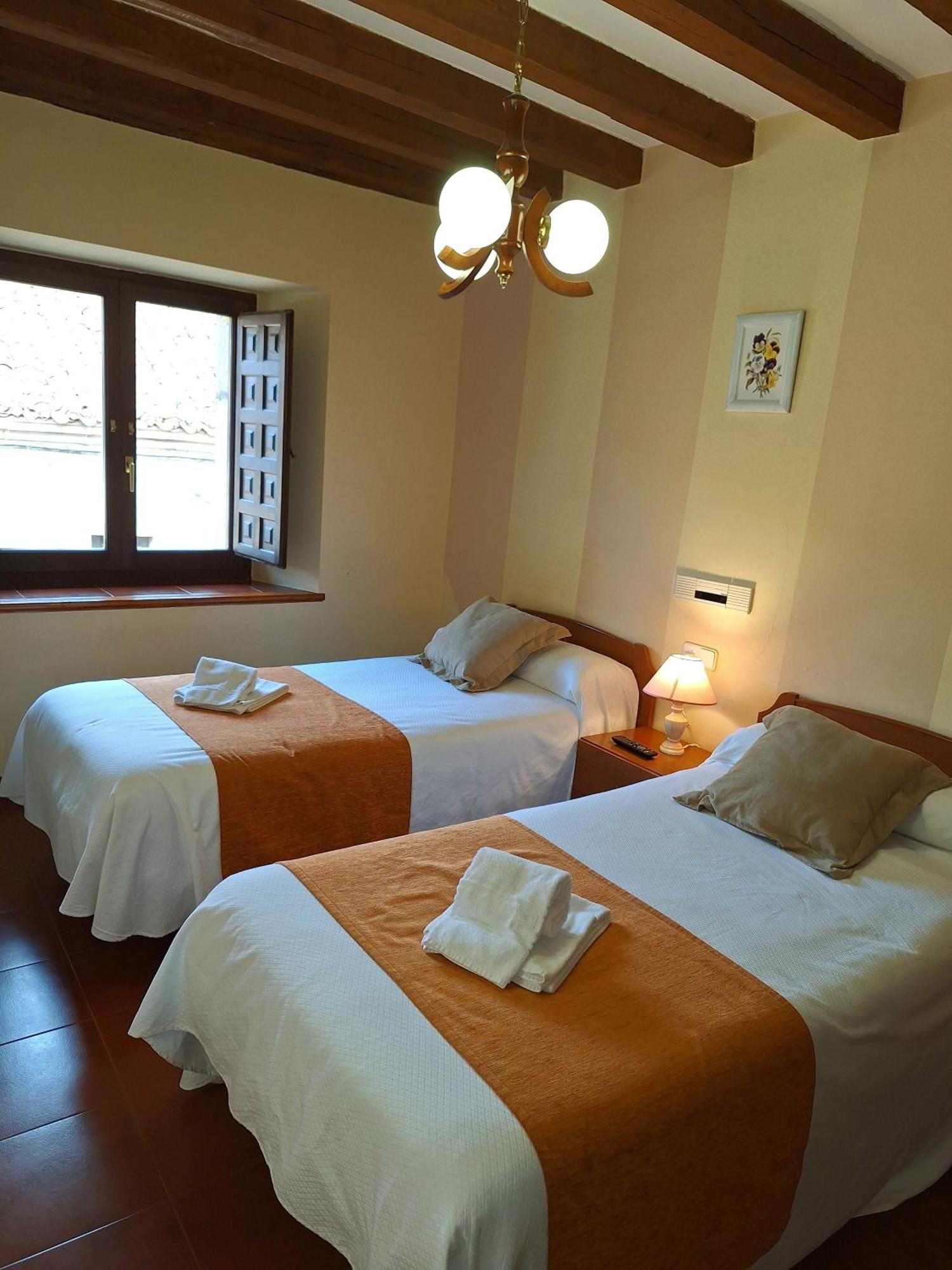 Hostal Rio Duero Molinos de Duero Dış mekan fotoğraf